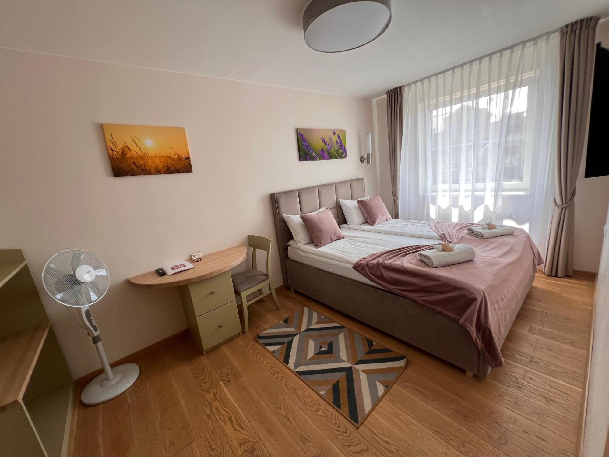1912 Bed & Breakfast Klaipeda Bagian luar foto